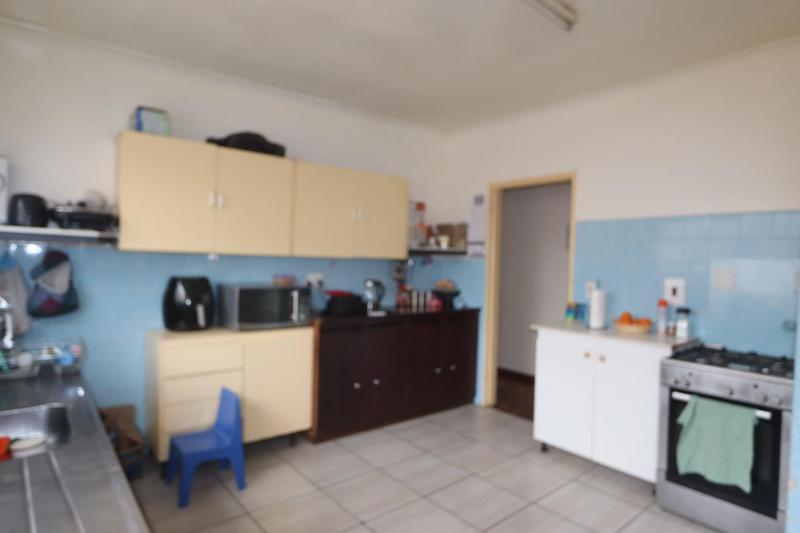 To Let 4 Bedroom Property for Rent in Gatesville Western Cape